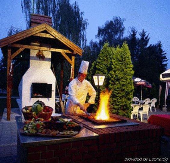 Hotel Nagyerdo Debrecen Restaurant photo