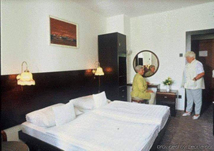 Hotel Nagyerdo Debrecen Room photo