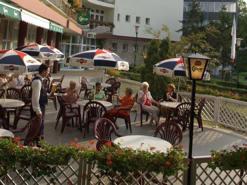 Hotel Nagyerdo Debrecen Exterior photo