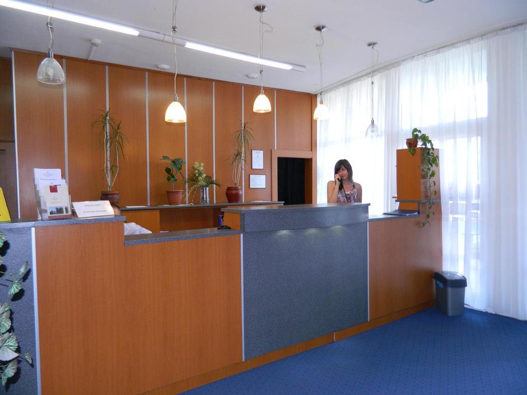Hotel Nagyerdo Debrecen Exterior photo